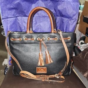 EUC Dooney & Burke Crosdbody/clutch